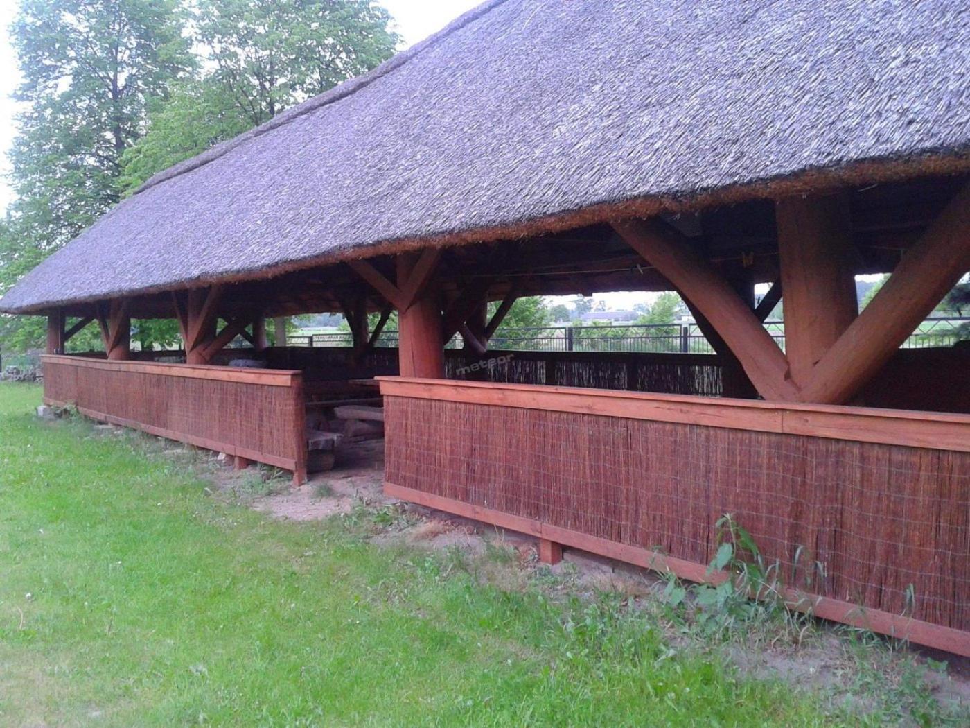Pensjonat Feliksow Wiskitki Exterior photo